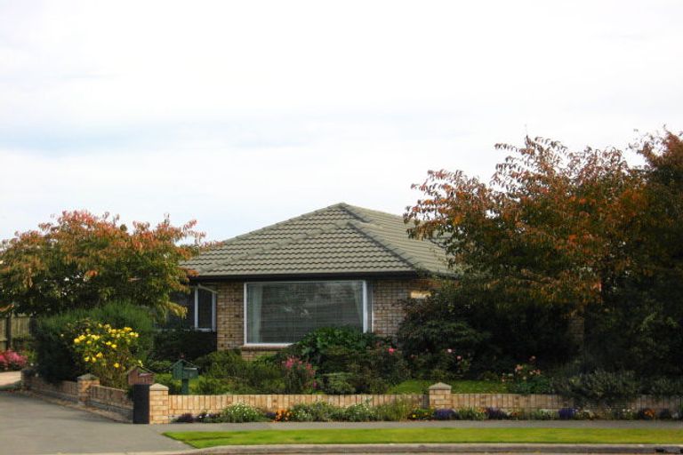 Photo of property in 53 Showgate Avenue, Sockburn, Christchurch, 8042