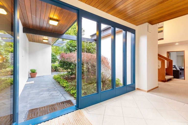 Photo of property in 10 Edgewater Street, Waikanae, 5036