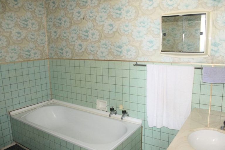 Photo of property in 4 Rintoul Street, Westport, 7825