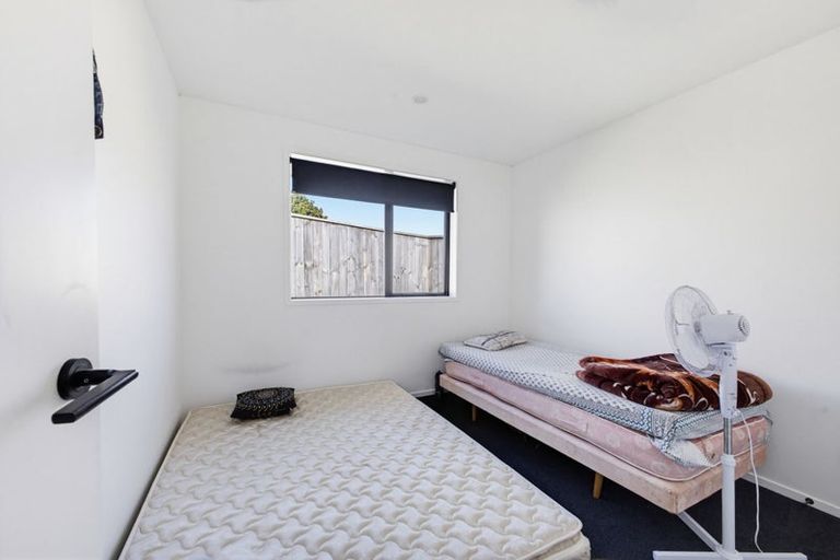 Photo of property in 6 Banks Street, Marfell, New Plymouth, 4310