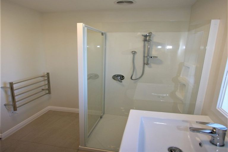 Photo of property in 182 Oxford Street, South Dunedin, Dunedin, 9012