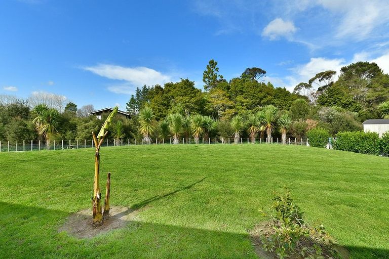 Photo of property in 15 Moses Road, Kaukapakapa, 0873