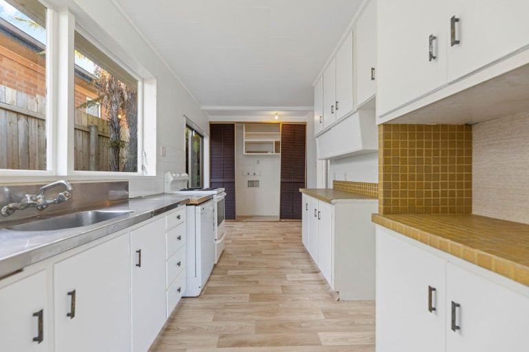 Photo of property in 13 Beachman Grove, Hilltop, Taupo, 3330