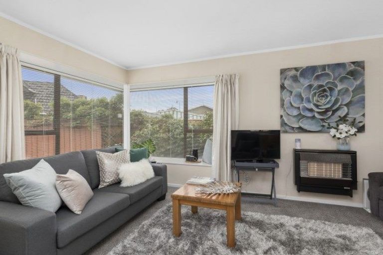 Photo of property in 3/18 Cressy Street, Waterloo, Lower Hutt, 5011