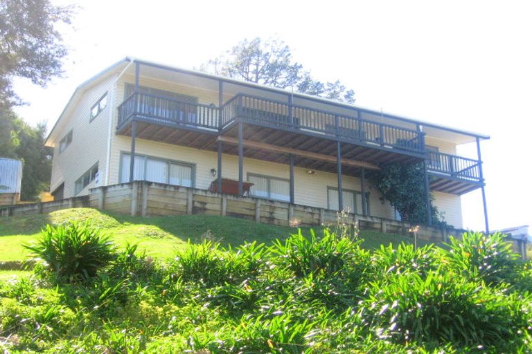 Photo of property in 39 Centennial Drive, Whitianga, 3510
