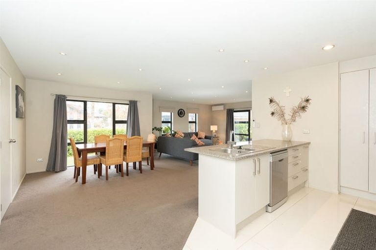 Photo of property in 1 Keston Crescent, Flagstaff, Hamilton, 3210