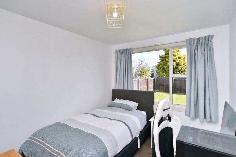 Photo of property in 9 Marlene Street, Casebrook, Christchurch, 8051