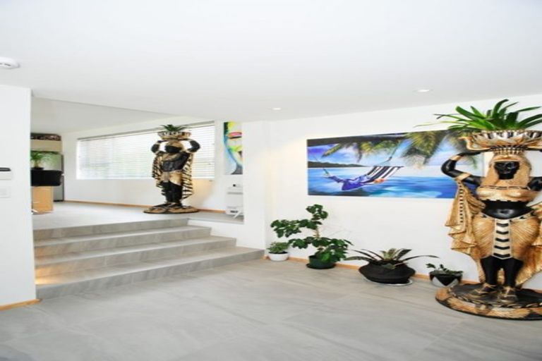 Photo of property in 2 Te Ara Crescent, Diamond Harbour, Lyttelton, 8971