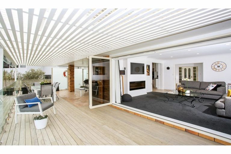 Photo of property in 62a Youngs Road, Papakura, 2110