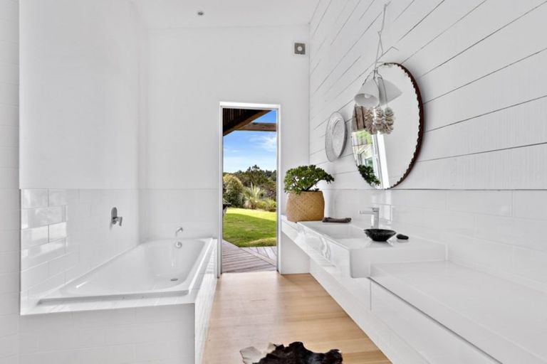 Photo of property in 7 Arabella Lane, Snells Beach, 0920