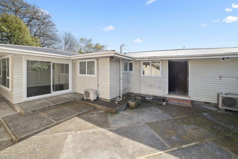Photo of property in 2/60 Grahams Road, Burnside, Christchurch, 8041