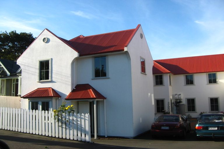 Photo of property in 30 Gladstone Road, North East Valley, Dunedin, 9010