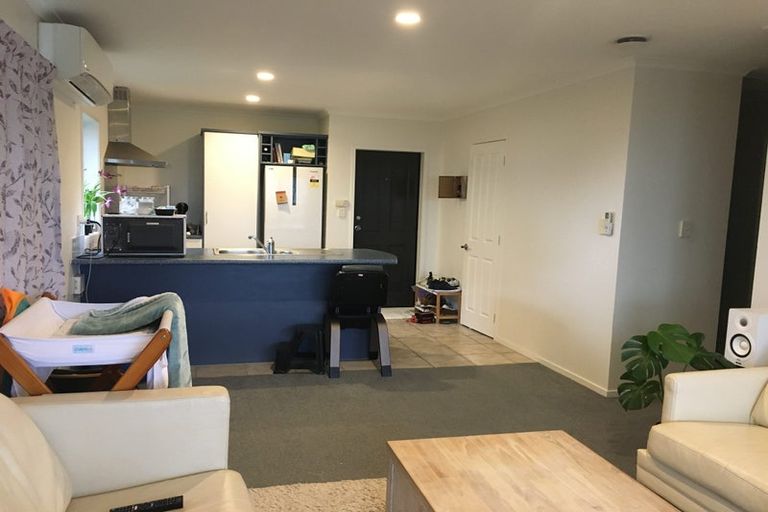 Photo of property in 7 Richard Hill Close, Fairview Heights, Auckland, 0632