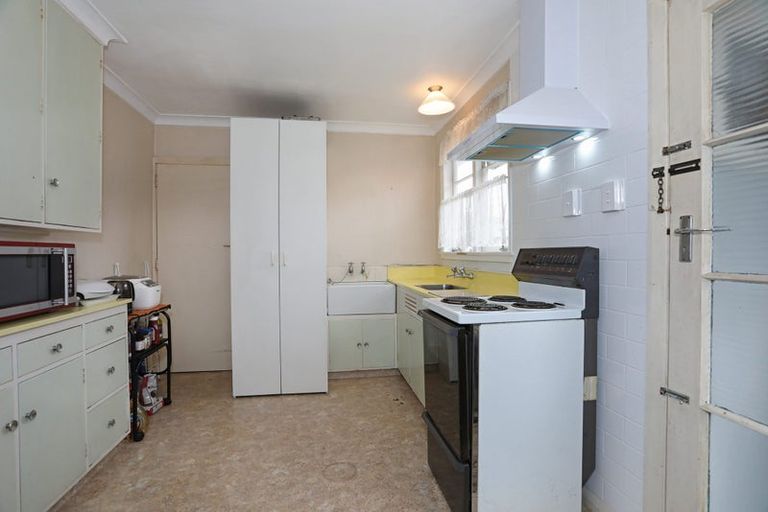 Photo of property in 1/115 Victoria Avenue, Hokowhitu, Palmerston North, 4410