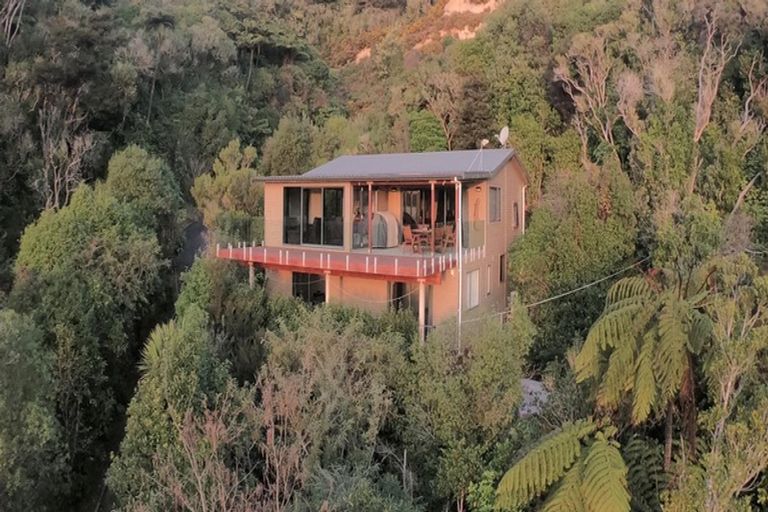 Photo of property in 47 Tata Heights, Tata Beach, Takaka, 7183