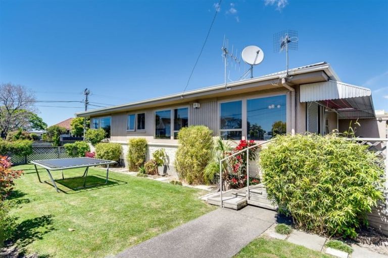Photo of property in 29 Meeanee Road, Taradale, Napier, 4112