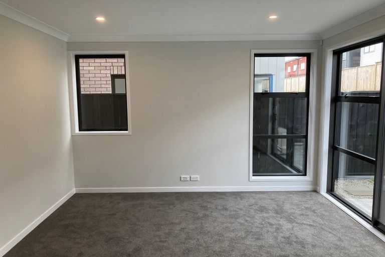 Photo of property in 23a O'meara Street, Swanson, Auckland, 0614