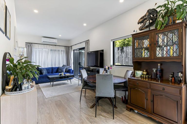 Photo of property in 8c Edgar Pearce Place, Howick, Auckland, 2014