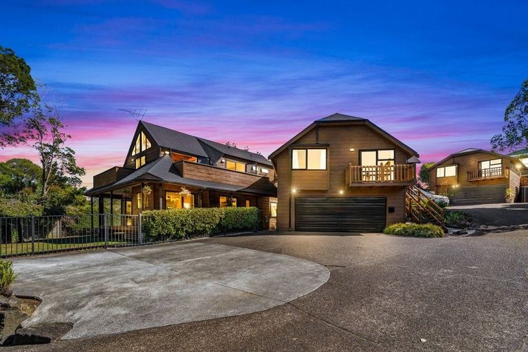 Photo of property in 131a Edmonton Road, Te Atatu South, Auckland, 0610