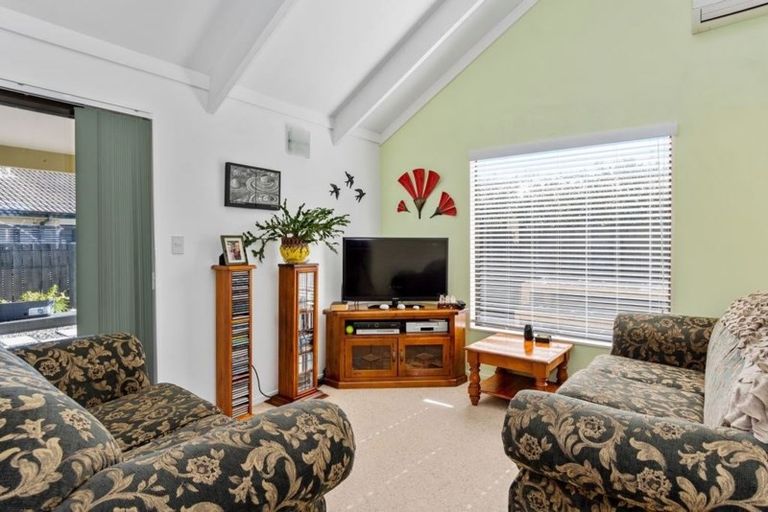 Photo of property in 125a Dickson Road, Papamoa Beach, Papamoa, 3118