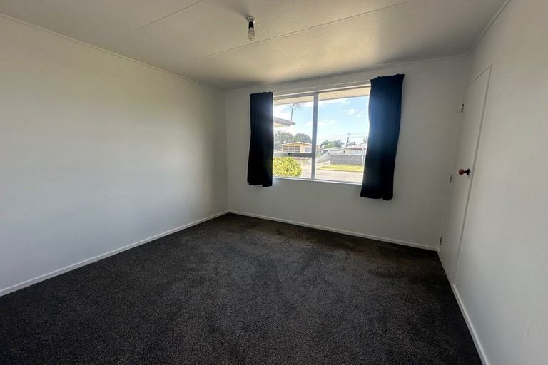 Photo of property in 33 Walton Way, Flaxmere, Hastings, 4120