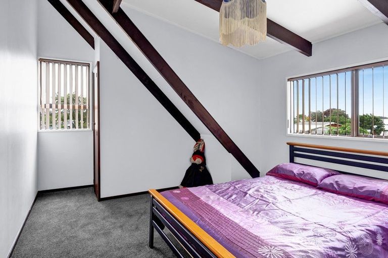 Photo of property in 8 Von Tempsky Street, Normanby, Hawera, 4614