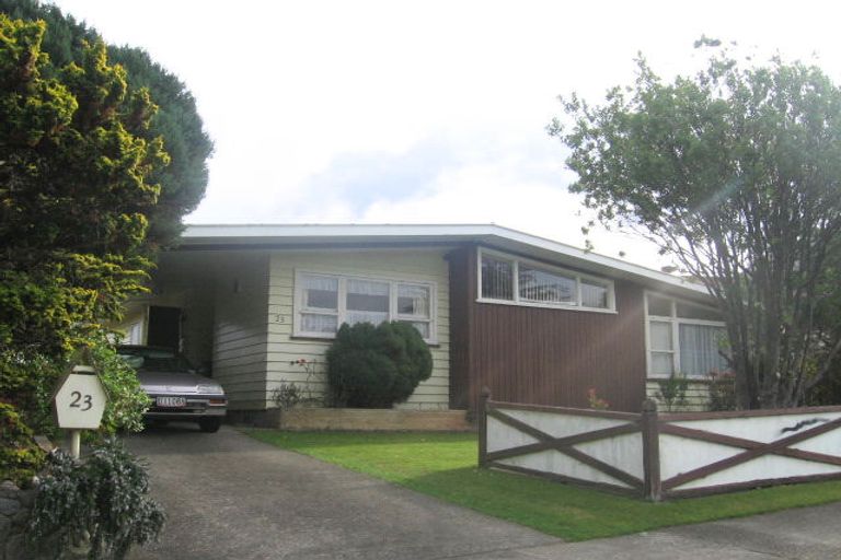 Photo of property in 23 Cedar Street, Maungaraki, Lower Hutt, 5010