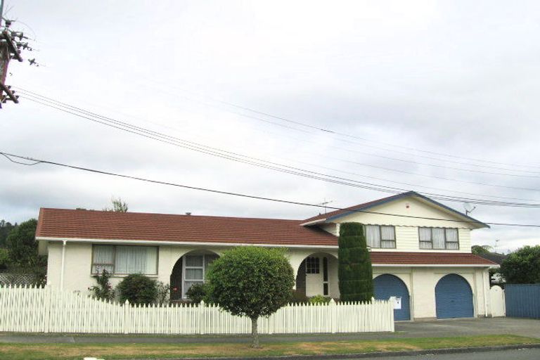 Photo of property in 3 George Street, Ebdentown, Upper Hutt, 5018