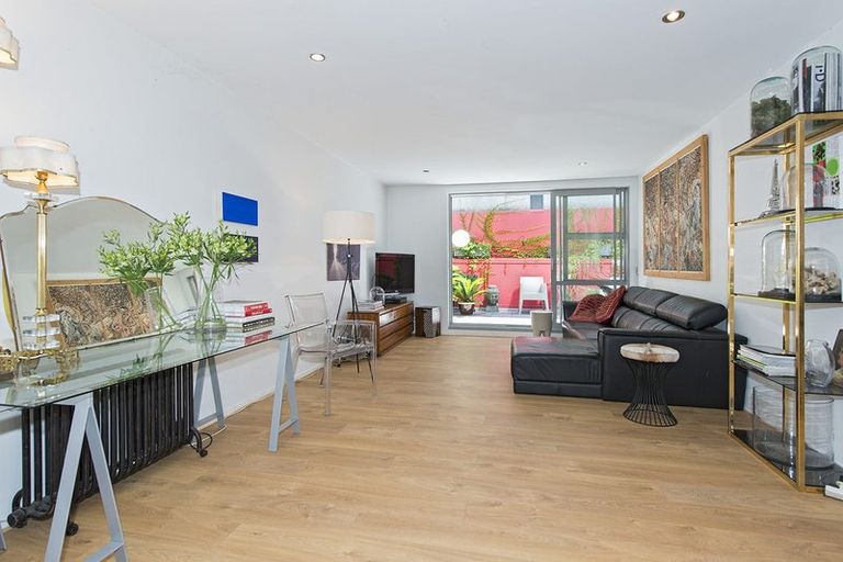 Photo of property in 1d/2 Dickens Street, Grey Lynn, Auckland, 1021