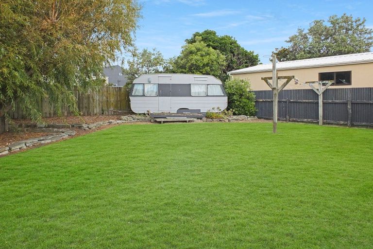 Photo of property in 4 Andresen Street, Foxton Beach, Foxton, 4815