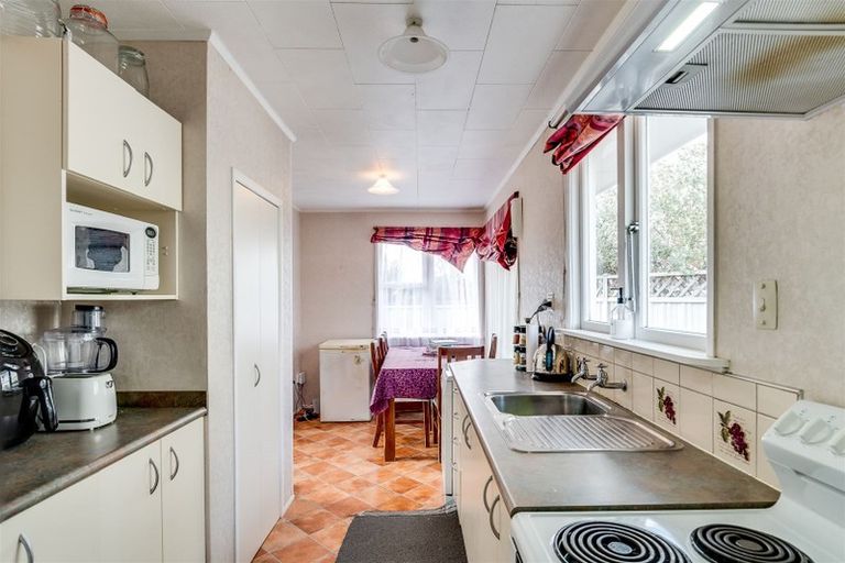 Photo of property in 16 Rata Street, Taradale, Napier, 4112