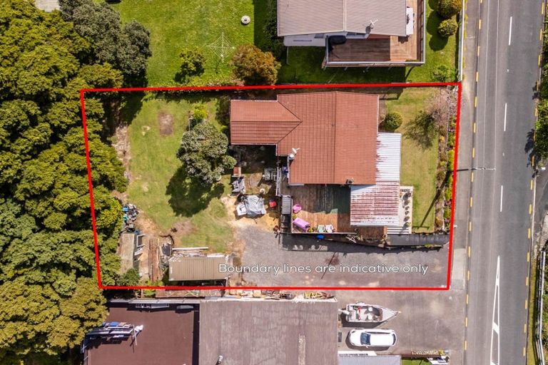 Photo of property in 16 Franklin Street, Opua, 0200