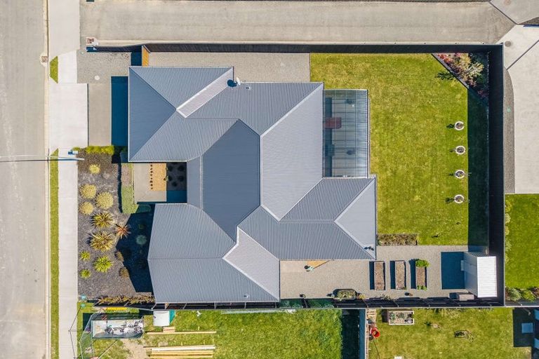 Photo of property in 4 Greenwood Place, Amberley, 7410