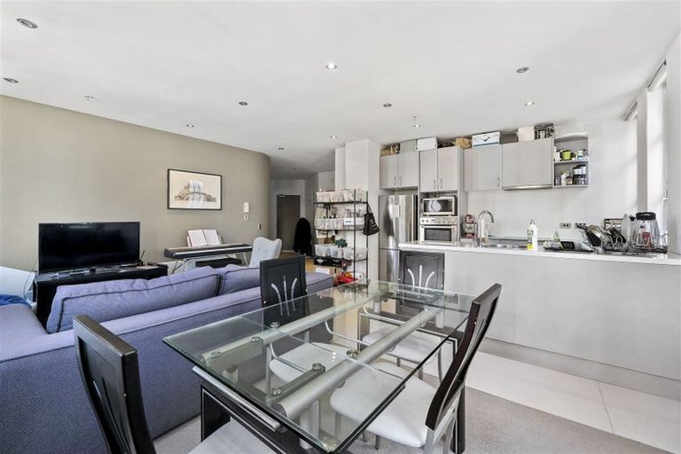 Photo of property in The Quay, 8/332a2 Lambton Quay, Wellington Central, Wellington, 6011