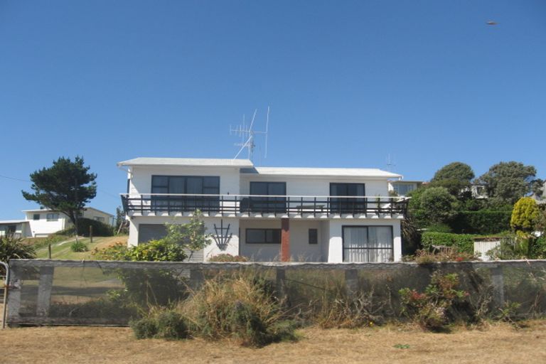 Photo of property in 667 Pukehina Parade, Pukehina, Te Puke, 3189