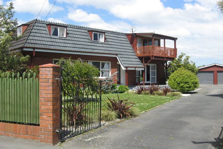 Photo of property in 15 Glenmore Avenue, Casebrook, Christchurch, 8051