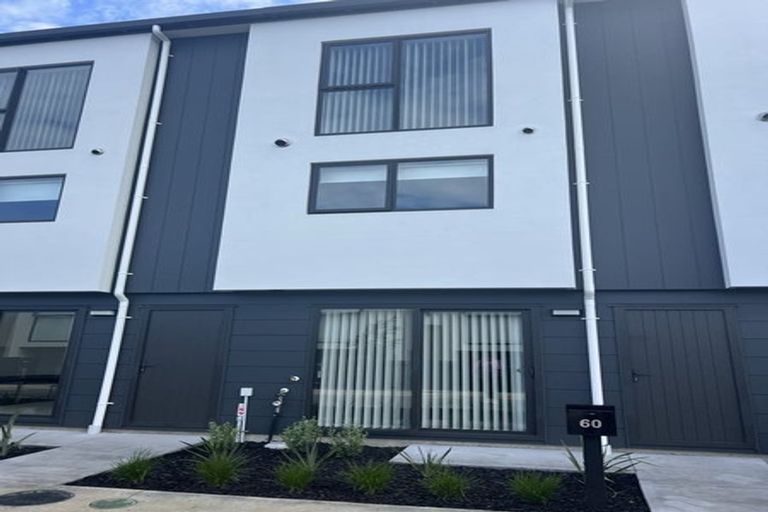 Photo of property in 60 Tukari Lane, Mangere Bridge, Auckland, 2022