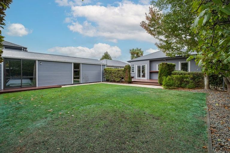 Photo of property in 225 Cranford Street, St Albans, Christchurch, 8014