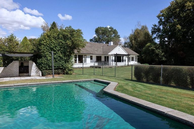 Photo of property in 209 Lyndhurst Road, Frimley, Hastings, 4120