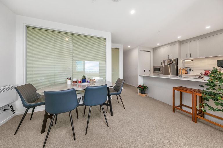 Photo of property in 902/8 Waikumete Road, Glen Eden, Auckland, 0602