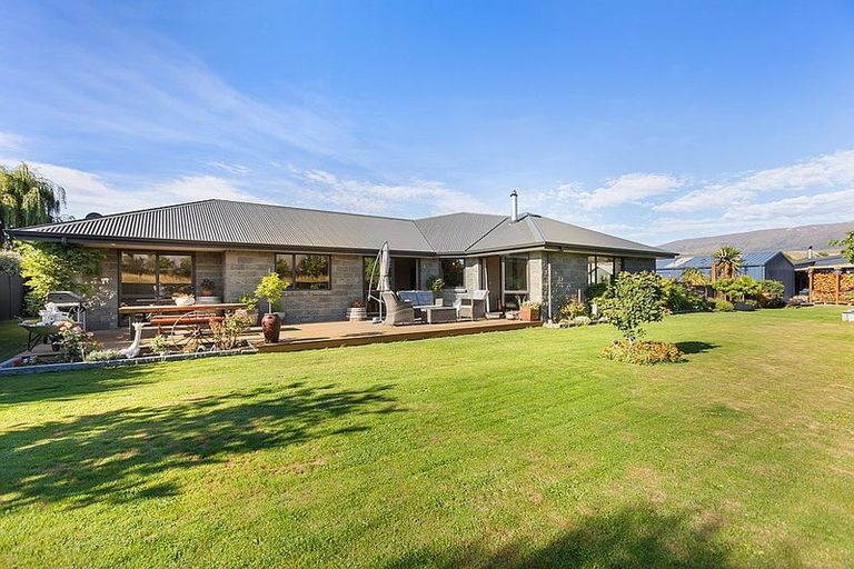 Photo of property in 41b Missy Crescent, Mount Pisa, Cromwell, 9383