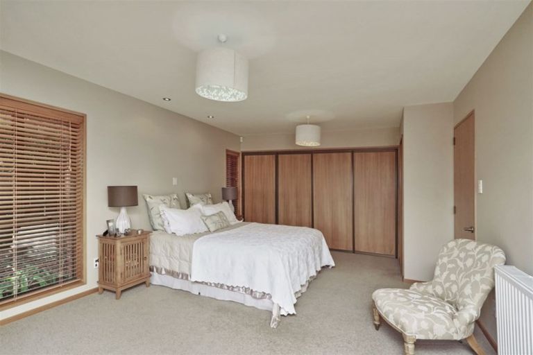 Photo of property in 292 Centaurus Road, Hillsborough, Christchurch, 8022