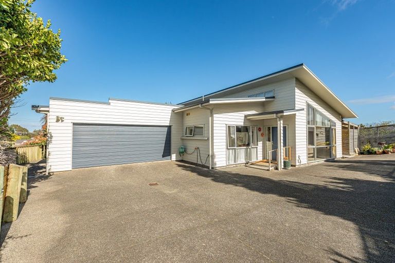 Photo of property in 10 Lithgow Drive, Otamatea, Whanganui, 4500