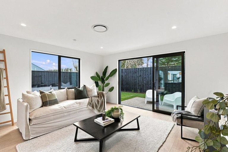 Photo of property in 64 Flaxmill Road, Harewood, 8051