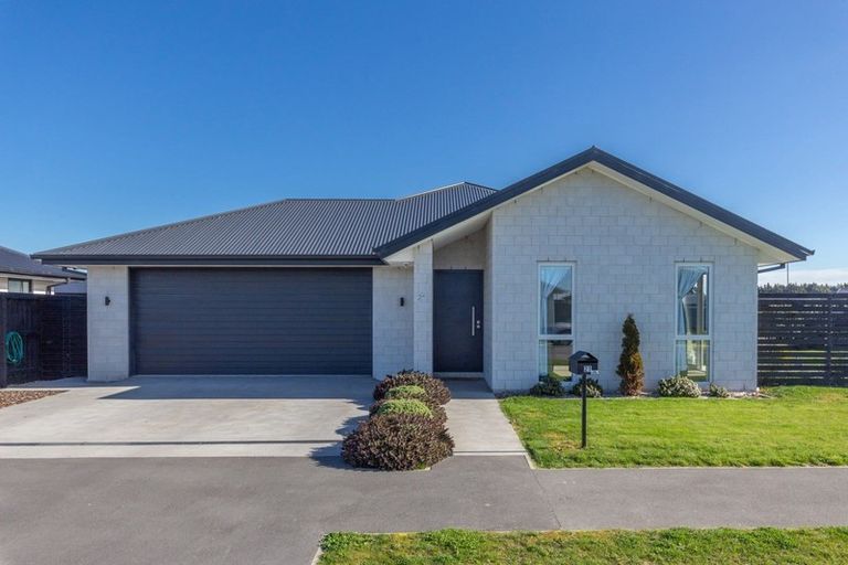 Photo of property in 21 Sandhurst Drive, Rolleston, 7615