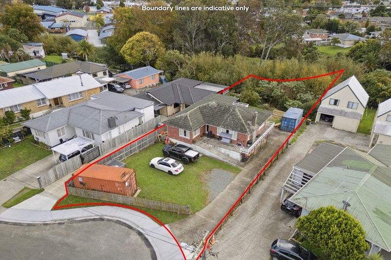 Photo of property in 12 Staines Avenue, Mangere East, Auckland, 2024