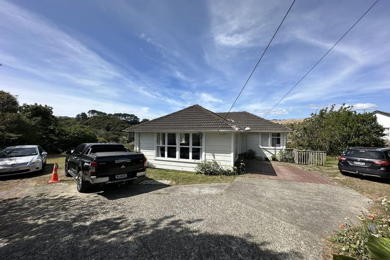 Photo of property in 7 Cheshire Street, Cannons Creek, Porirua, 5024