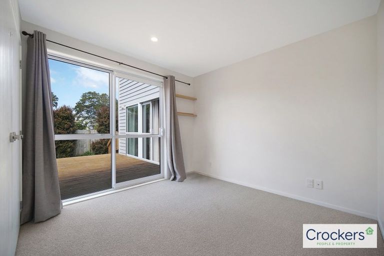 Photo of property in 16 Ararata Lane, Mangere Bridge, Auckland, 2022