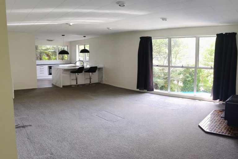 Photo of property in 2/462 Stokes Valley Road, Stokes Valley, Lower Hutt, 5019