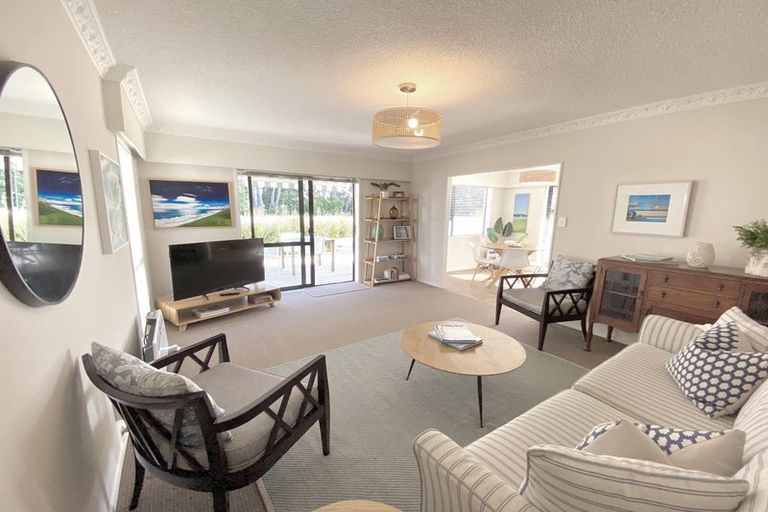 Photo of property in 13a Bulkeley Terrace, New Plymouth, 4310